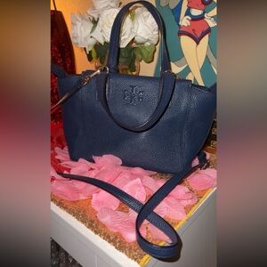 Tory Burch Small Thea Slouchy Satchel🔵👜